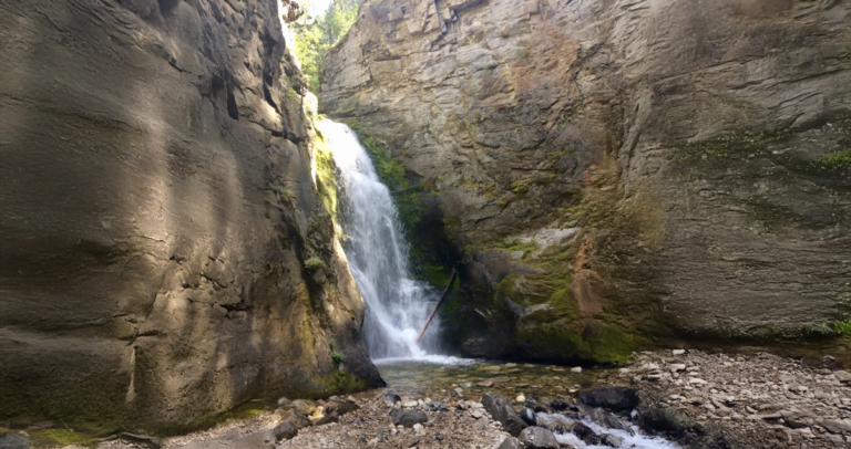 Tulip-Creek-Falls,-British-Columbia